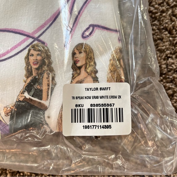 NEW Taylor Swift Speak Now Eras Crewneck - Picture 8 of 9